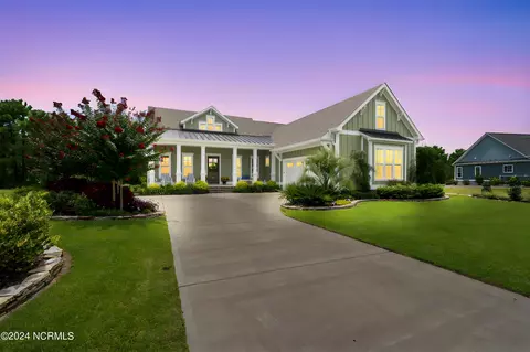 3046 Beachcomber Dr, Southport, NC 28461