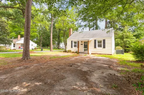 1301 Maple St, Goldsboro, NC 27530