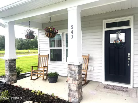 241 Langston Rd, Hampstead, NC 28443 photo 6