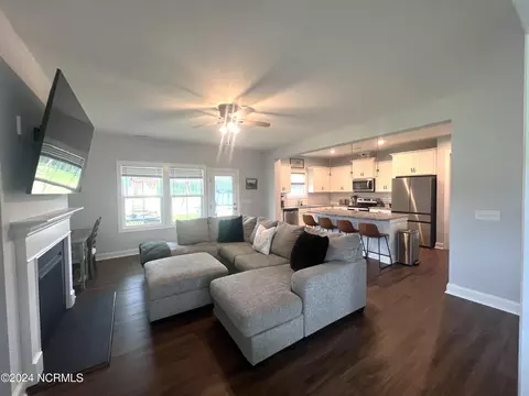 241 Langston Rd, Hampstead, NC 28443 photo 9