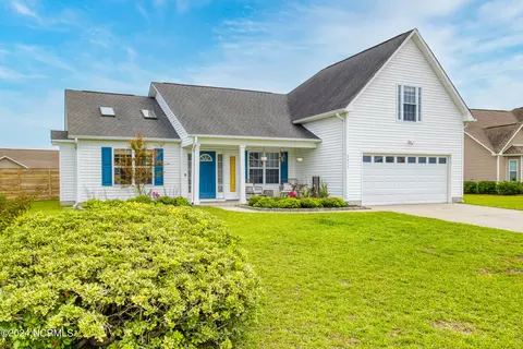 2615 Ravens Glass Ct, Wilmington, NC 28411
