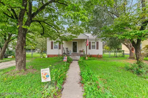 4602 Tyler Rd, Kinston, NC 28504