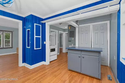 209 E Franklin St, Spring Hope, NC 27882 photo 9
