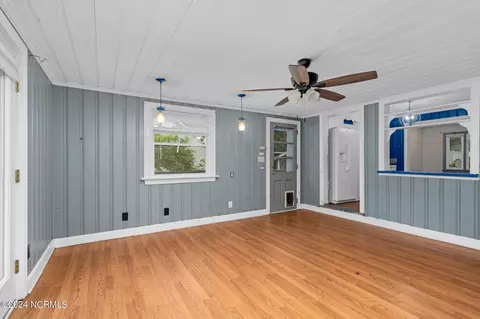 209 E Franklin St, Spring Hope, NC 27882 photo 12