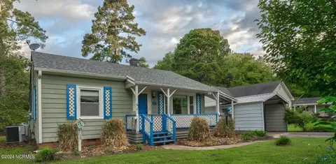 209 E Franklin St, Spring Hope, NC 27882