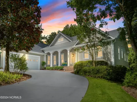 8656 Vintage Club Dr, Wilmington, NC 28411