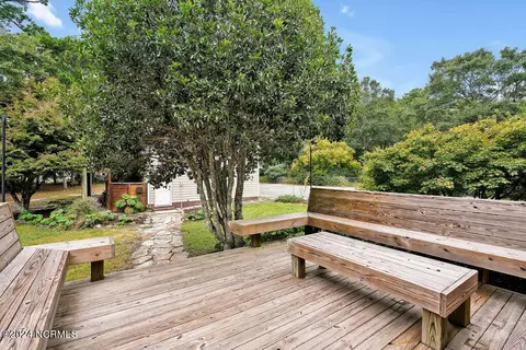 Exterior - 130 Deerfield Dr, Hampstead, NC 28443 photo 5 of 11