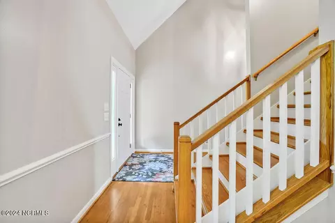 Entry Way - 130 Deerfield Dr, Hampstead, NC 28443 photo 2 of 2