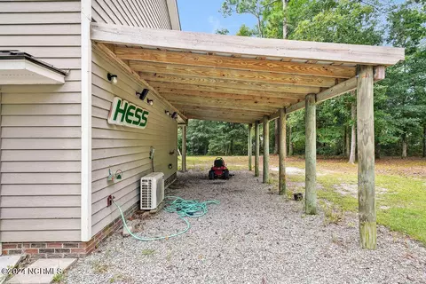 Exterior - 130 Deerfield Dr, Hampstead, NC 28443 photo 11 of 11