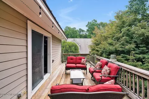 Exterior - 130 Deerfield Dr, Hampstead, NC 28443 photo 10 of 11