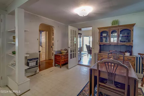 Dining - 212 S Main St, Bath, NC 27808 photo 3 of 3