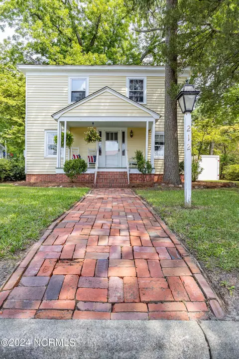 Exterior - 212 S Main St, Bath, NC 27808 photo 2 of 16