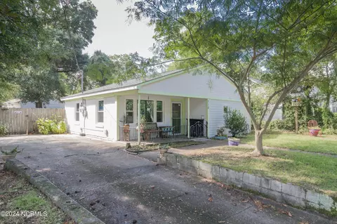 710 Ivey Cir, Wilmington, NC 28401