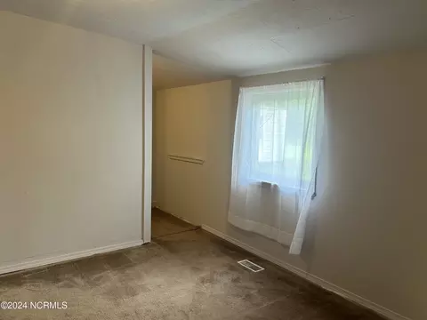 Bedroom - 305 2nd St, Laurinburg, NC 28352 photo 1 of 3