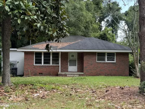 805 Tyan St, Rocky Mount, NC 27801