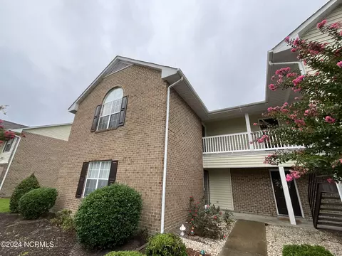 2918 Mulberry Ln #D, Greenville, NC 27858