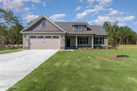 609 Tuscany Cir, Princeton, NC 27569