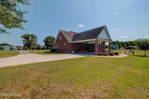 Exterior - 538 River Rd, Wallace, NC 28466 photo 10 of 10