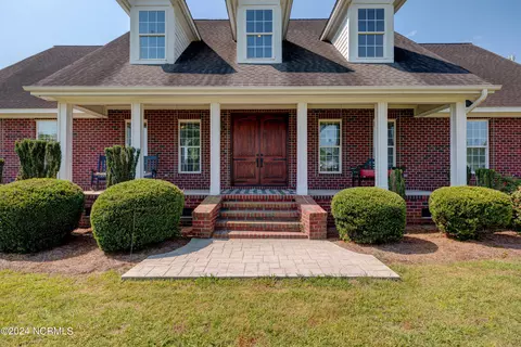 Exterior - 538 River Rd, Wallace, NC 28466 photo 2 of 10