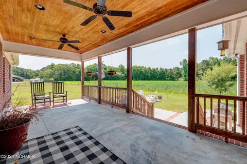 Exterior - 538 River Rd, Wallace, NC 28466 photo 3 of 10