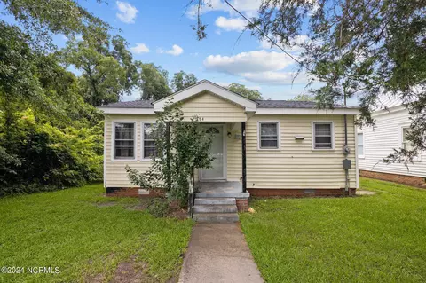 204 S Goldsboro St, Fremont, NC 27830