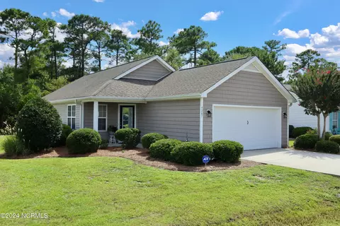 4287 River Birch Dr, Southport, NC 28461