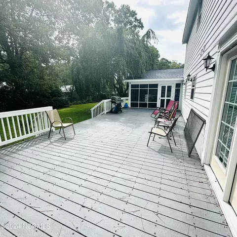 906 Powell Ave, Windsor, NC 27983 photo 4