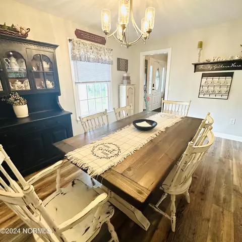 906 Powell Ave, Windsor, NC 27983 photo 9