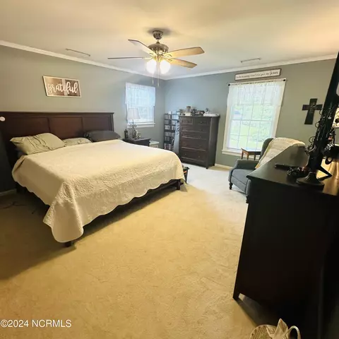 906 Powell Ave, Windsor, NC 27983 photo 18