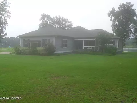 460 Two Lakes Trl, New Bern, NC 28560