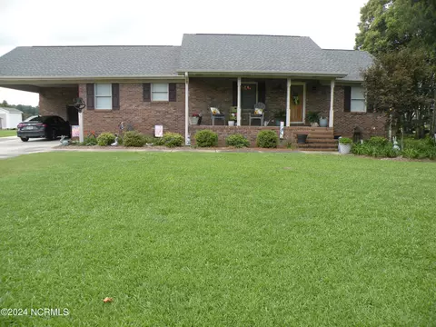 451 Tar Heel Rd, Lumberton, NC 28358