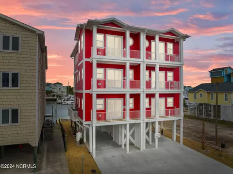 503 Canal Dr #1, Carolina Beach, NC 28428