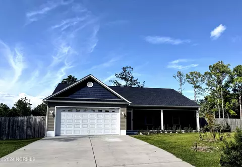 3040 Pine Hill Dr SW, Shallotte, NC 28470