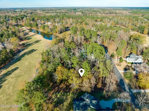 212 E Winding Way, Wallace, NC 28466 photo 3
