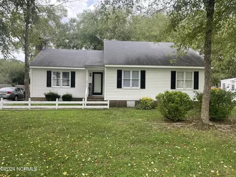 2848 Springflower Dr N, Wilson, NC 27896