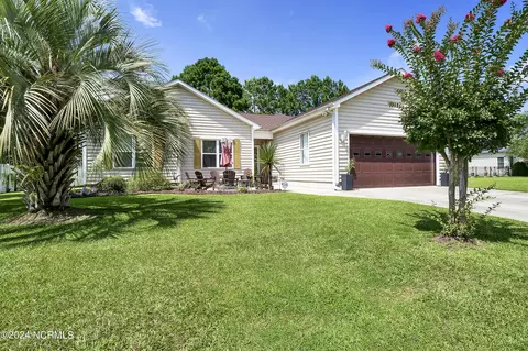 636 Wintercreeper Dr, Longs, SC 29568