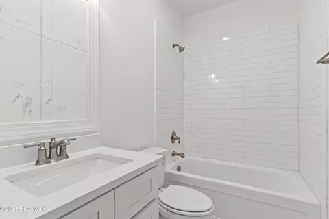Bath - 3454 Eagle Crest Dr SW, Supply, NC 28462 photo 5 of 6
