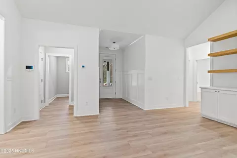Entry Way - 3454 Eagle Crest Dr SW, Supply, NC 28462 photo 2 of 5