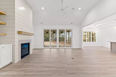 Living - 3454 Eagle Crest Dr SW, Supply, NC 28462 photo 1 of 3