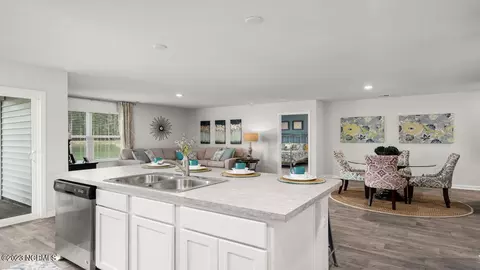 3855 Lady Bug Dr, Shallotte, NC 28470 photo 9