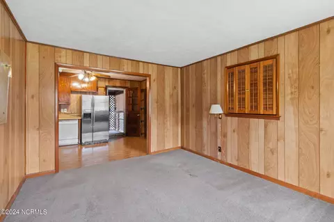 Living - 600 4th St, Hamlet, NC 28345 photo 1 of 2