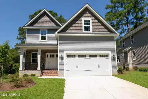 515 N Sycamore St, Aberdeen, NC 28315