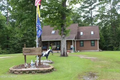 4507 Rivershore Dr, New Bern, NC 28560