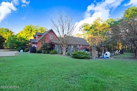 Exterior - 8660 Suttontown Rd, Faison, NC 28341 photo 5 of 13
