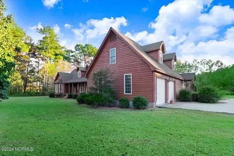 Exterior - 8660 Suttontown Rd, Faison, NC 28341 photo 3 of 13