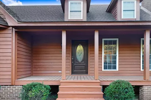 Exterior - 8660 Suttontown Rd, Faison, NC 28341 photo 4 of 13