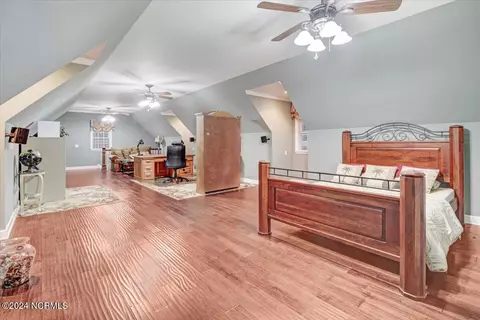 Bedroom - 8660 Suttontown Rd, Faison, NC 28341 photo 1 of 5