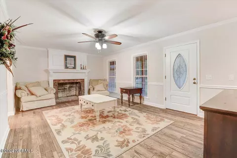 Living - 8660 Suttontown Rd, Faison, NC 28341 photo 1 of 2