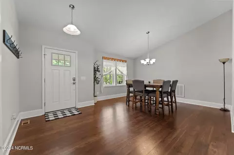 1325 Longleaf Dr E, Pinehurst, NC 28374 photo 5