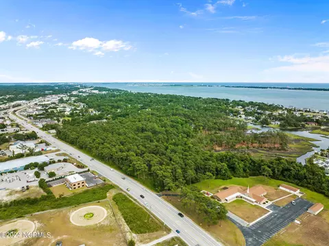 300 Bryan St, Morehead City, NC 28557